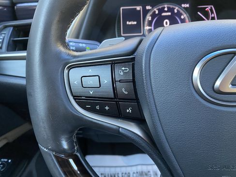 Used 2020 Lexus ES 350 w/ Premium Package image 18