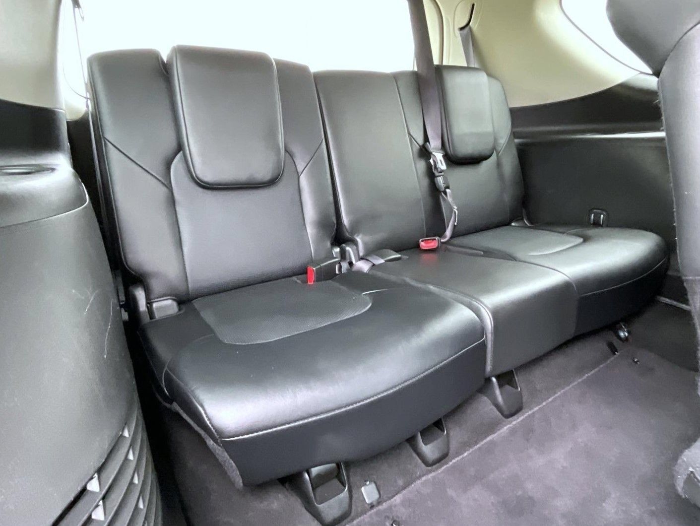 Used 2017 Nissan Armada Platinum RWD image 20