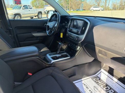 Used 2020 Chevrolet Colorado LT w/ Safety Package image 13
