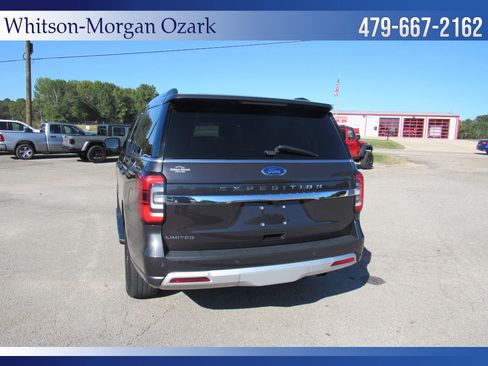Used 2023 Ford Expedition Limited image 14