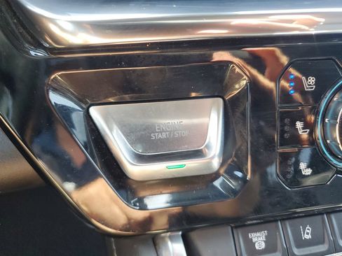 Used 2024 GMC Sierra 2500 Denali w/ Denali Reserve Package AWD/4WD image 24
