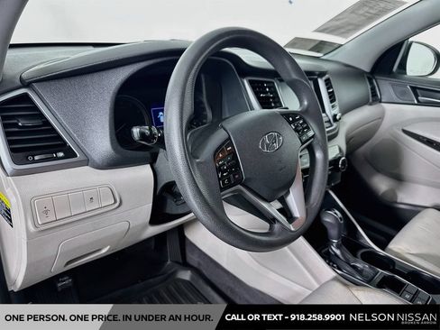 Used 2018 Hyundai Tucson SEL FWD image 9