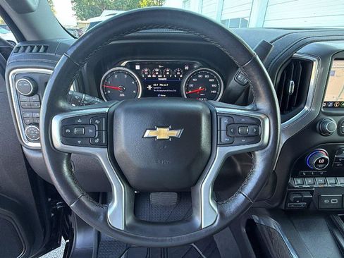 Used 2022 Chevrolet Silverado 2500 LTZ w/ LTZ Premium Package AWD/4WD image 25