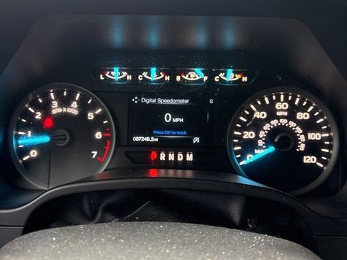 Used 2019 Ford F150 XLT w/ Equipment Group 302A Luxury image 11