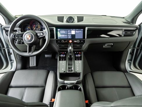 New 2026 Porsche Macan AWD/4WD image 19