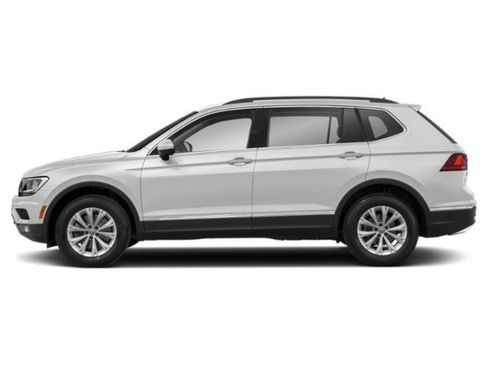 Used 2018 Volkswagen Tiguan SE AWD/4WD image 3