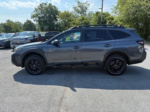 Used 2024 Subaru Outback Wilderness AWD/4WD image 4