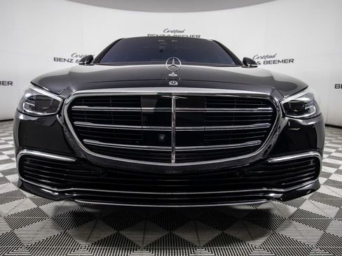 Used 2025 Mercedes-Benz S 580 4MATIC Sedan image 5