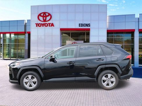 Certified 2025 Toyota RAV4 XLE FWD image 8