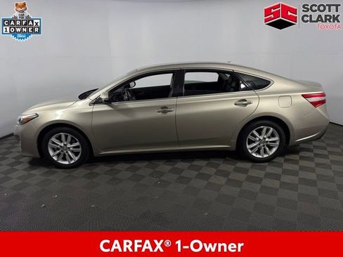 Used 2015 Toyota Avalon XLE image 4