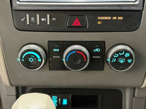 Used 2017 Chevrolet Traverse LS image 19