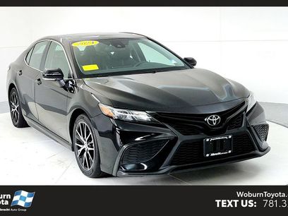 Used 2024 Toyota Camry SE w/ Cold Weather Package