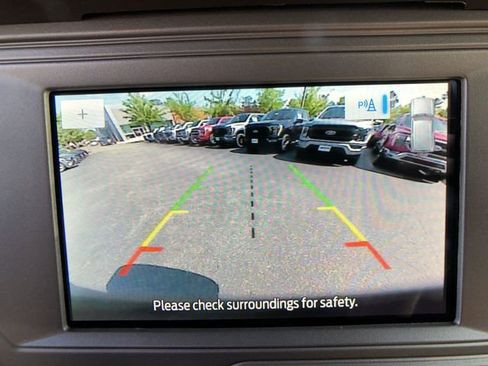 Used 2023 Ford Bronco Outer Banks image 17