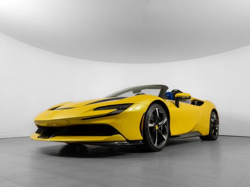 Certified 2023 Ferrari SF90 Spider image 15