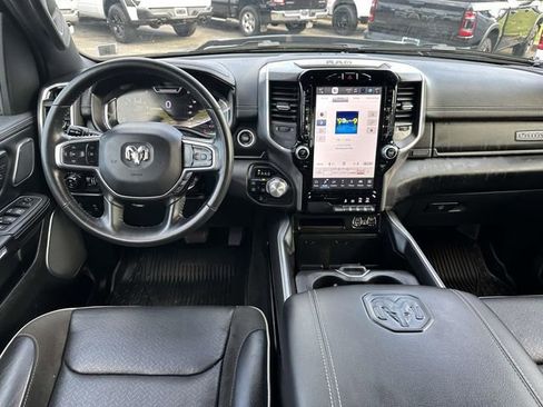 Used 2023 RAM 1500 Laramie AWD/4WD image 9