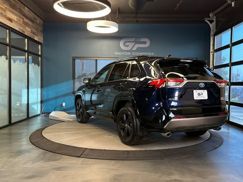 Used 2020 Toyota RAV4 XSE AWD/4WD image 5