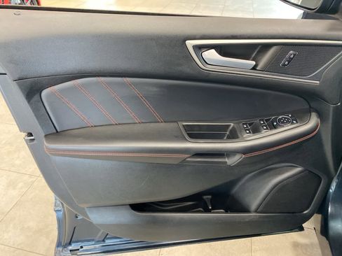Used 2023 Ford Edge ST-Line image 17