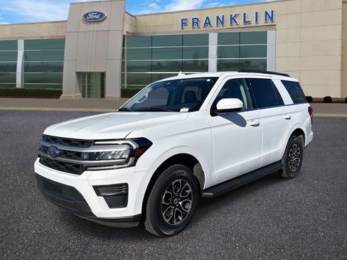 Certified 2024 Ford Expedition XLT AWD/4WD image 3