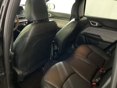 Used 2026 Jeep Compass Latitude image 29