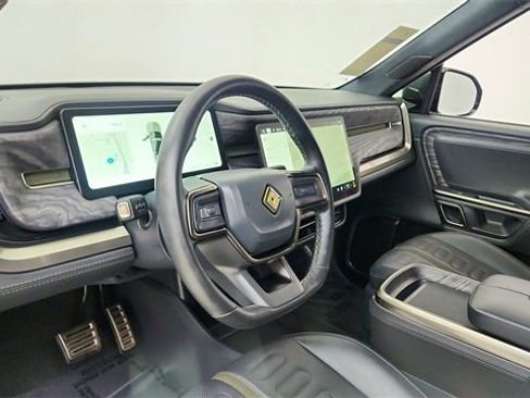 Used 2022 Rivian R1T Launch Edition image 19
