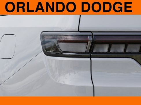New 2026 Jeep Grand Wagoneer L Limited image 9