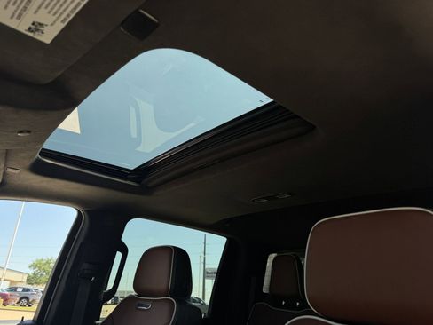 Used 2024 GMC Sierra 2500 Denali Ultimate AWD/4WD image 26