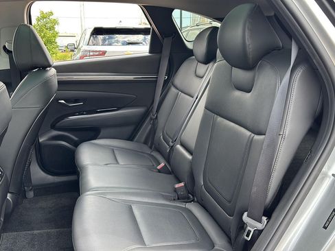 Used 2023 Hyundai Tucson Limited w/ Cargo Package AWD/4WD image 19