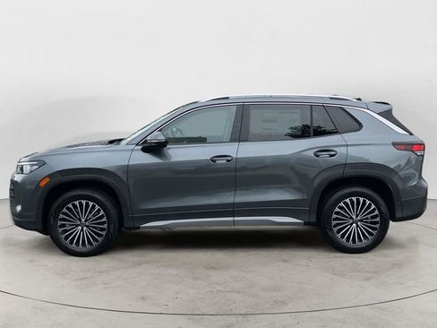 New 2025 Volkswagen Tiguan S image 3