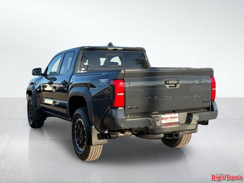 New 2026 Toyota Tacoma TRD Off-Road AWD/4WD image 4