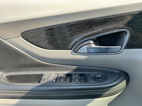 Used 2015 Buick Encore Convenience FWD image 21