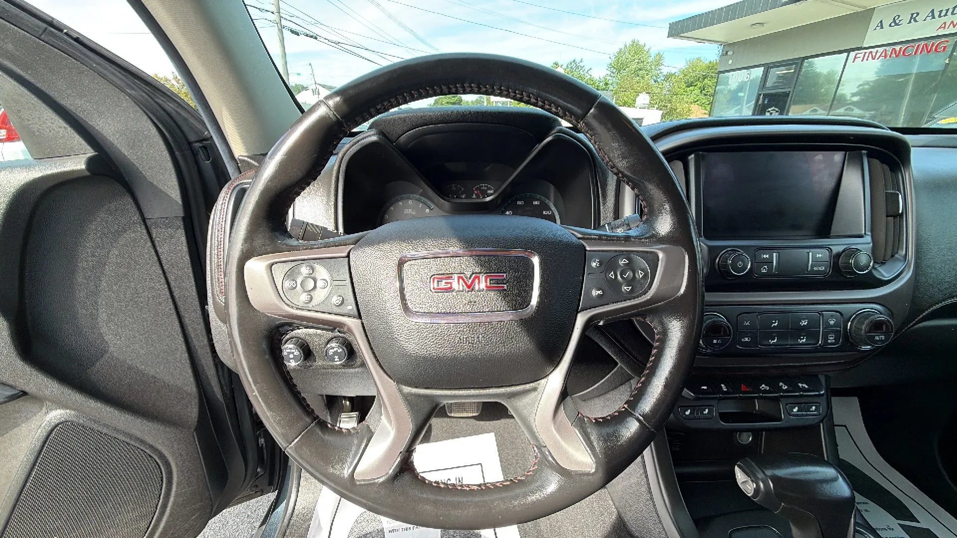 Used 2019 GMC Canyon All Terrain w/ Trailering Package AWD/4WD image 17