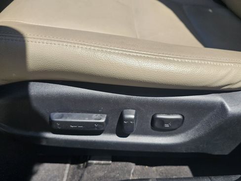 Used 2014 Honda Crosstour EX-L image 12