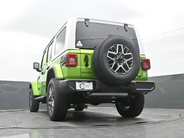 New 2026 Jeep Wrangler Unlimited Sahara w/ Whitecap Package AWD/4WD image 57