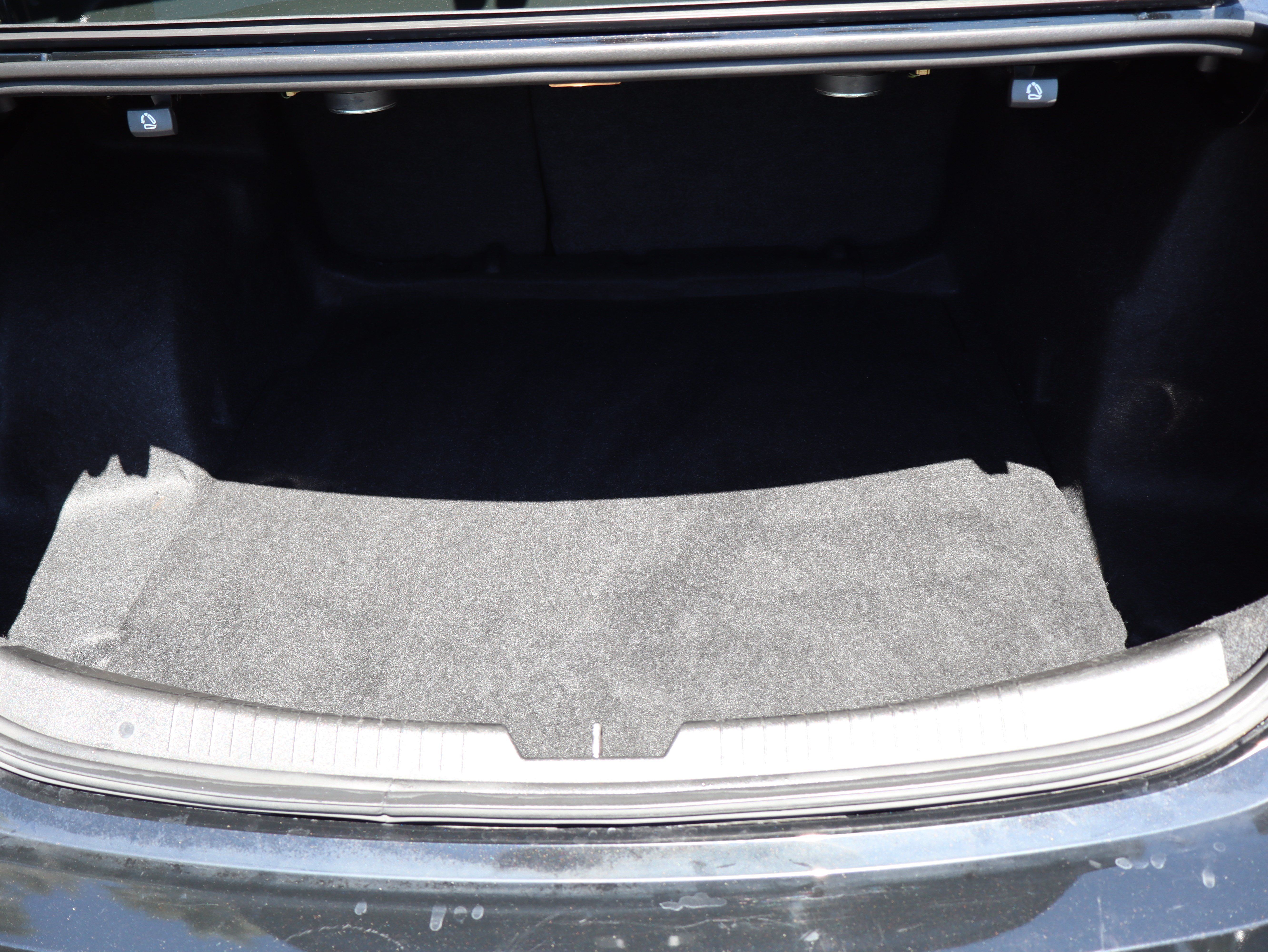 Used 2024 Chevrolet Malibu LT FWD image 36