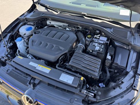 Certified 2024 Volkswagen Golf R AWD/4WD image 37