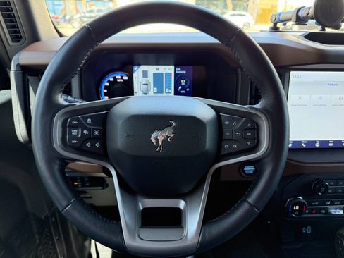 Used 2024 Ford Bronco Outer Banks AWD/4WD image 37