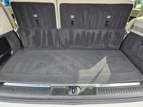 Used 2023 Jeep Grand Wagoneer 4WD w/ Flexible Seating Group image 25