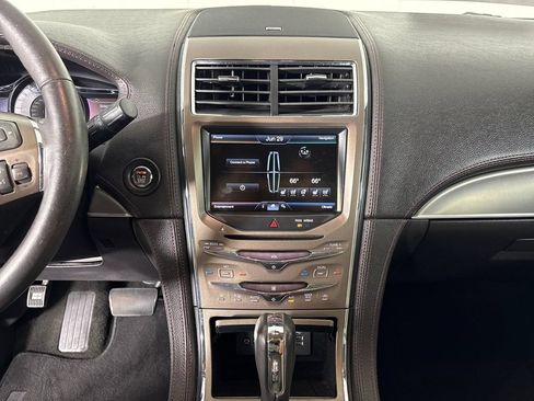 Used 2015 Lincoln MKX FWD w/ Equipment Group 102A image 24