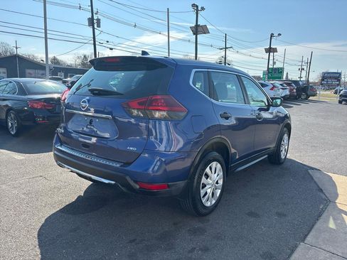 Used 2018 Nissan Rogue S image 6
