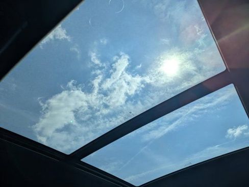 Used 2021 Chevrolet Tahoe Z71 w/ Z71 Signature Package image 28