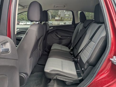 Used 2013 Ford Escape SE image 26