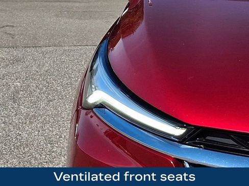 Used 2024 Buick Enclave Premium image 13