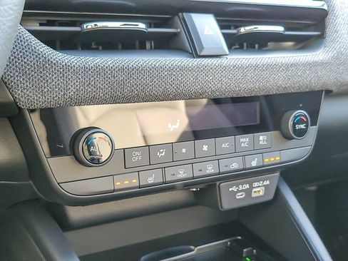 Certified 2026 Subaru Outback Limited XT AWD/4WD image 15