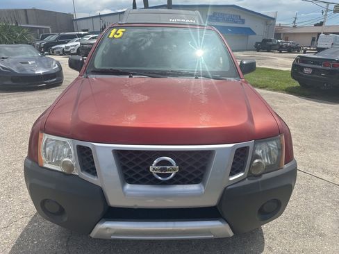 Used 2015 Nissan Xterra X image 3