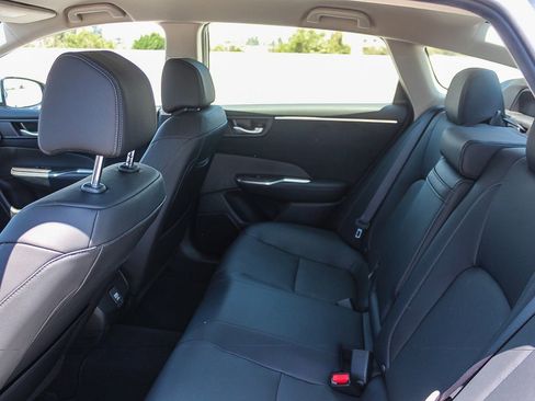 Certified 2019 Honda Clarity Touring image 19