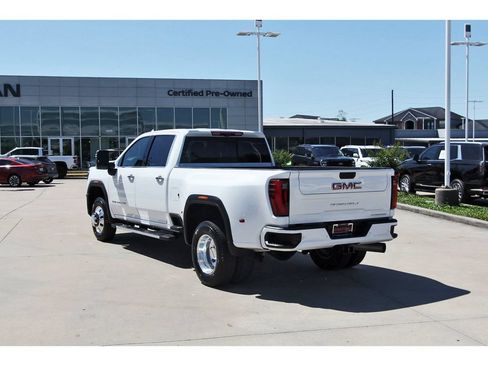 Used 2025 GMC Sierra 3500 Denali w/ Denali Reserve Package AWD/4WD image 4