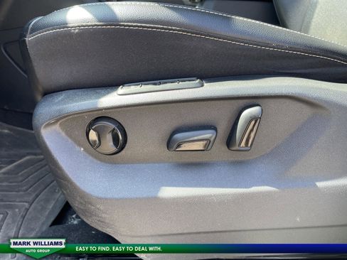 Used 2022 Volkswagen Atlas SEL R-Line image 13