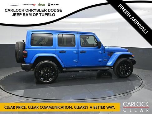 Used 2022 Jeep Wrangler Sahara image 4