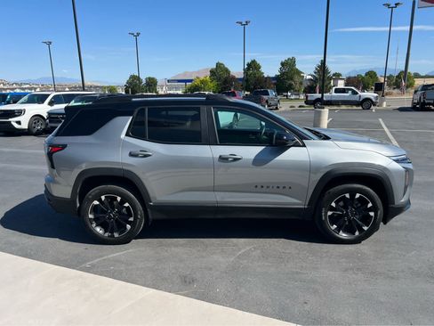 Used 2025 Chevrolet Equinox RS AWD/4WD image 6