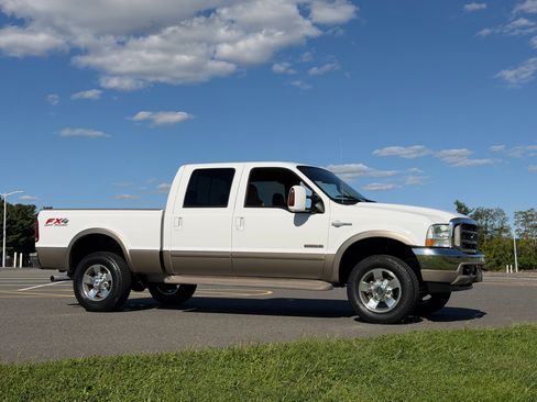 Used 2004 Ford F250 XL AWD/4WD image 2
